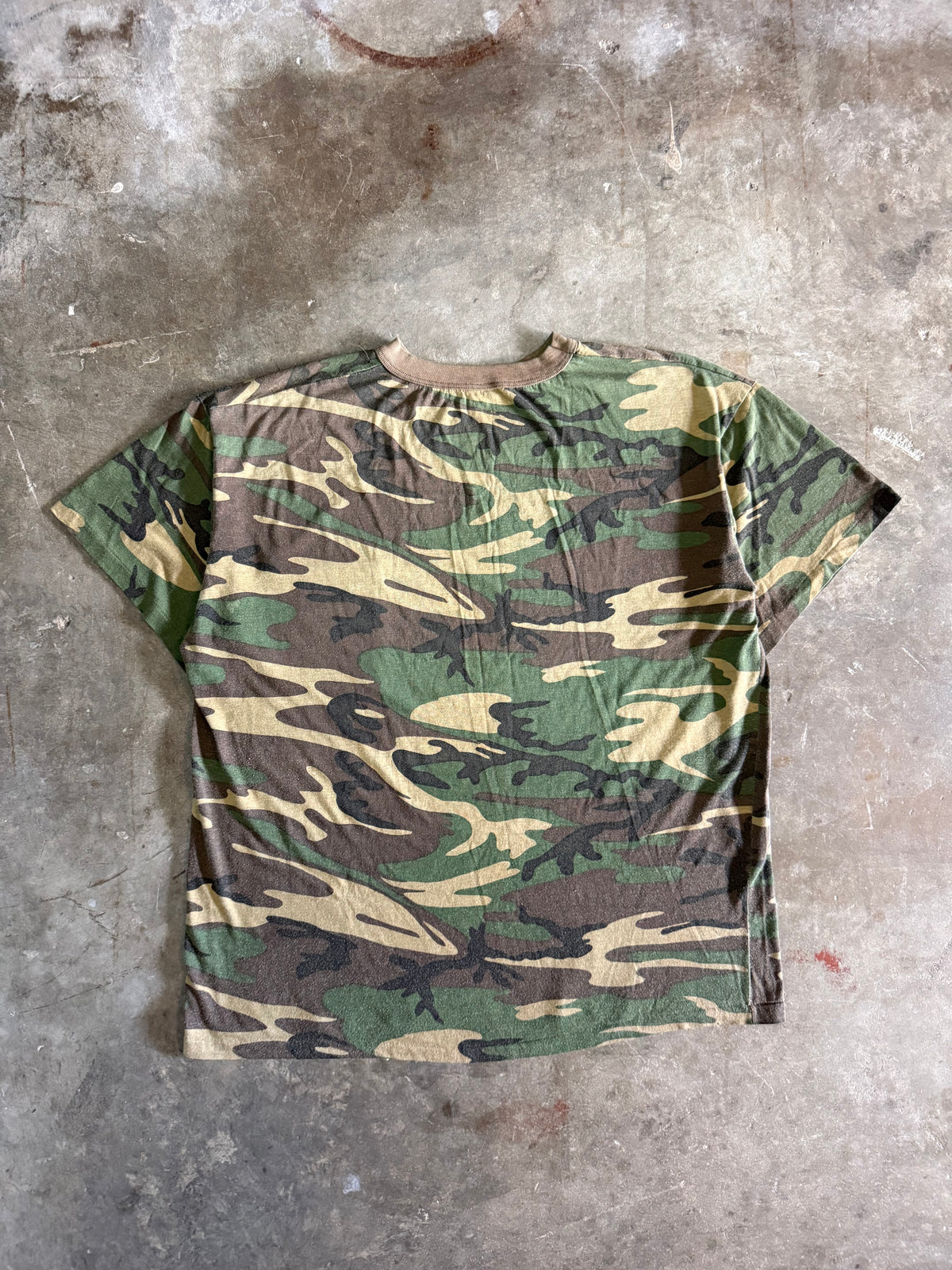 1980s Boxy Woodland Camo Pocket Tee (X-Large)